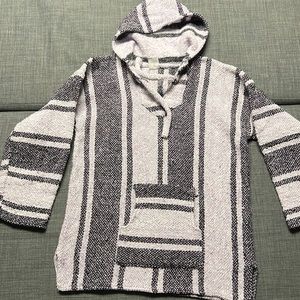 Baja beach pullover (medium)